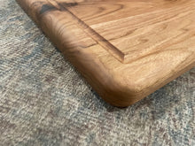 Load image into Gallery viewer, Large Walnut Cutting Board
