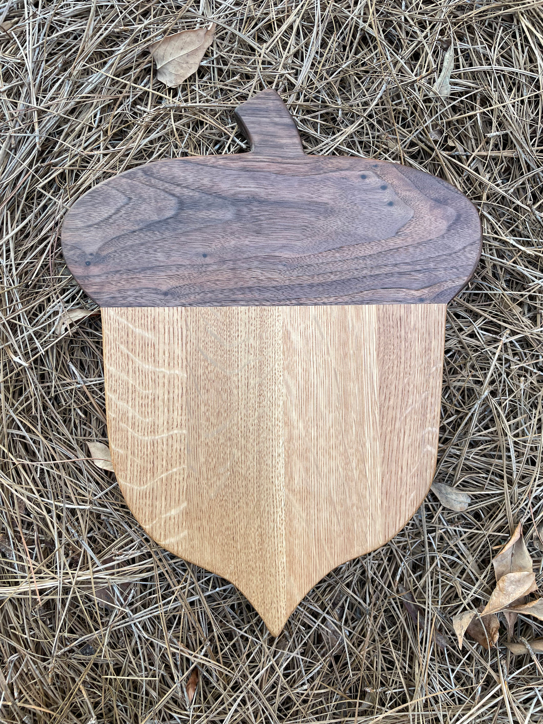 Acorn Serving Board